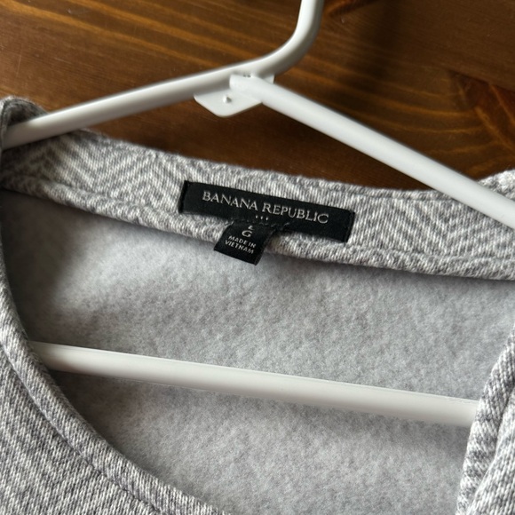 Banana Republic Sweater Large - Picture 4 of 5